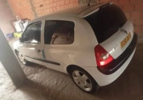 Reaunaut Clio 2001 