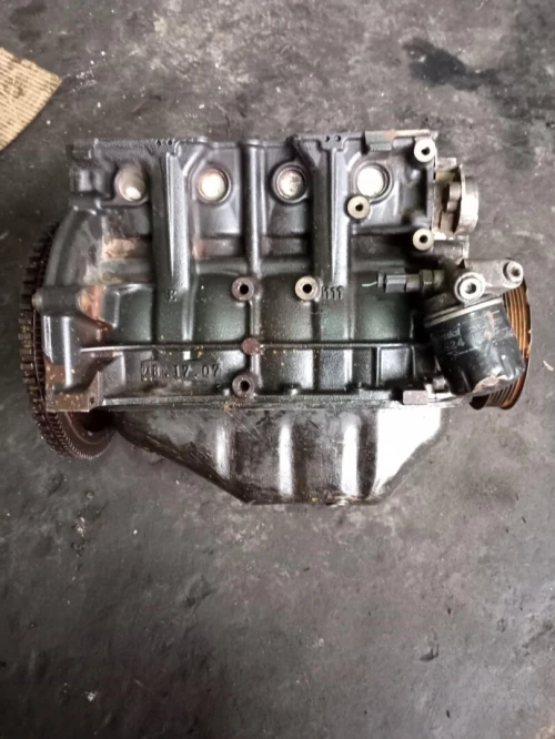 Demi motor 