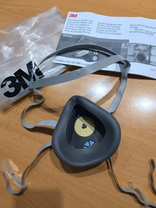 MASQUE RESPIRATOIRE 3M 3200 QUALITÉ PROFESSIONNELLE