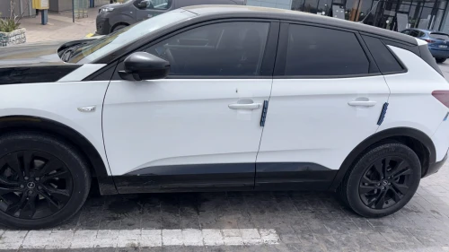 Opel GrandLand 2025 