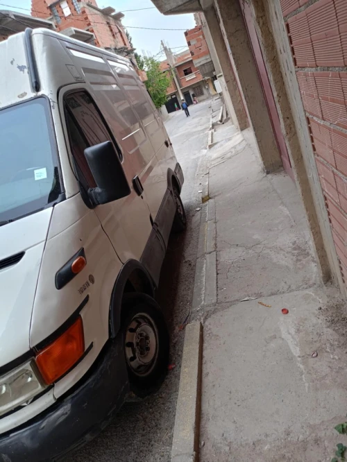 ايفيكو S11 2000