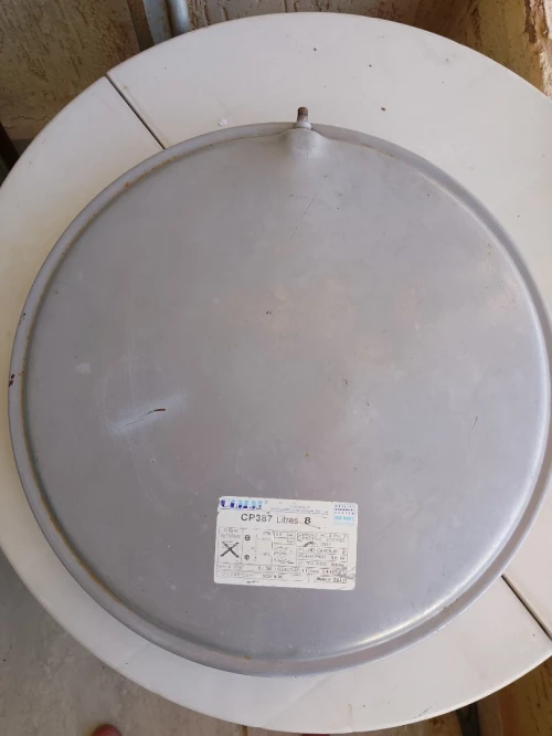 Vase d'expansion pour chaudière beretta