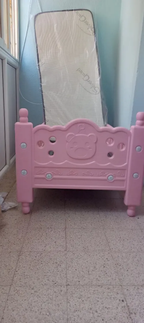 Lit enfant +matelas 