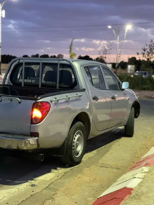 Mitsubishi L200 2007 Doube cabine Evolution