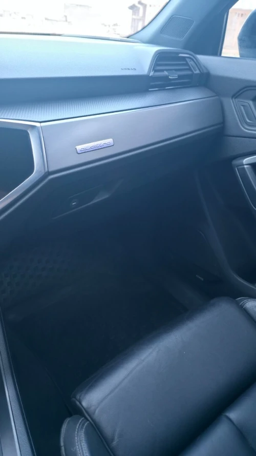 Audi Q3 2022 S Line