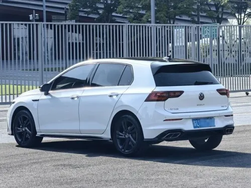 Volkswagen Golf 2023, 280TSI DSG R-Line Lite 2023 