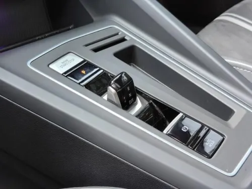 Volkswagen Golf 2023, 280TSI DSG R-Line Lite 2023 