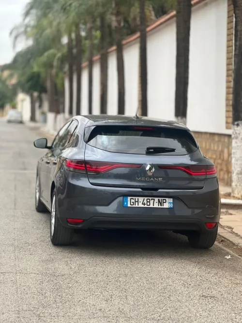 Renault Megane 4  2022 Equilibre