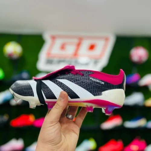 ADIDAS PREDATOR CRAMPONS