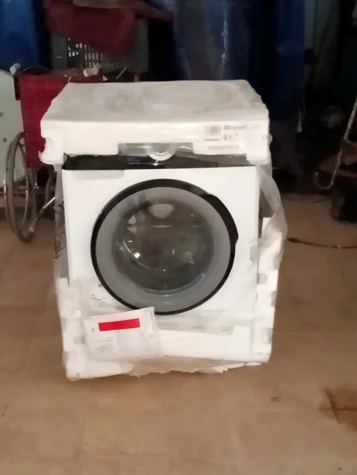 Machina a laver Brandt 8kg jdida mazelet frl'kartona 