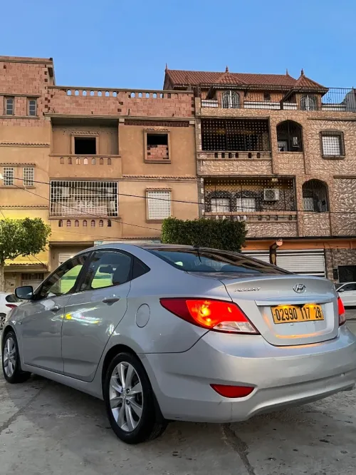 Hyundai Accent RB  4 portes 2017 Accent RB  4 portes