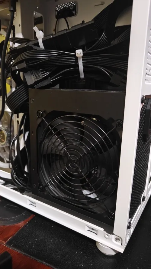 Alimentation spu coolermaster mwe v2 650w