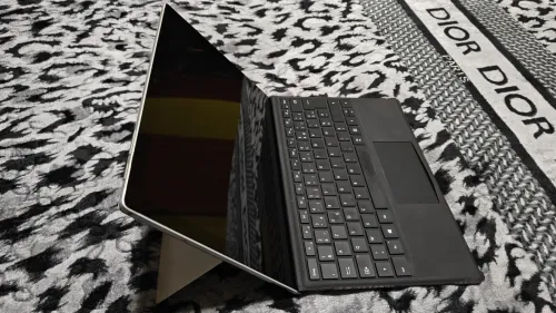 Pc portable laptop + tablette Microsoft surface 7 pro