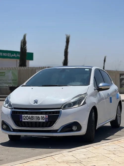 Peugeot 208 2016 Allure Facelift