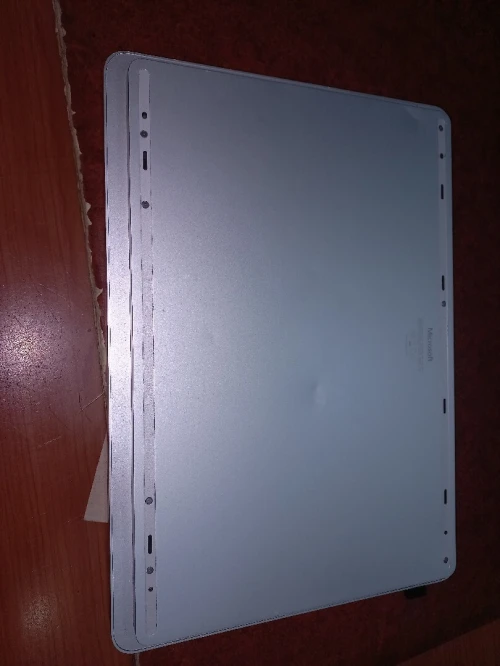 Microsoft Surface Laptop Studio 2 4050 RTX 32G RAM 1TO SSD