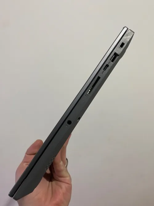 ASUS EXPERTBOOK I5 8TH GEN 15,7 POUCES 8/512GB