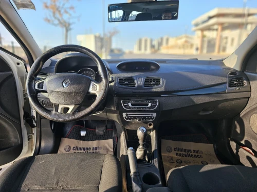 Renault Megane 3 2012 Play