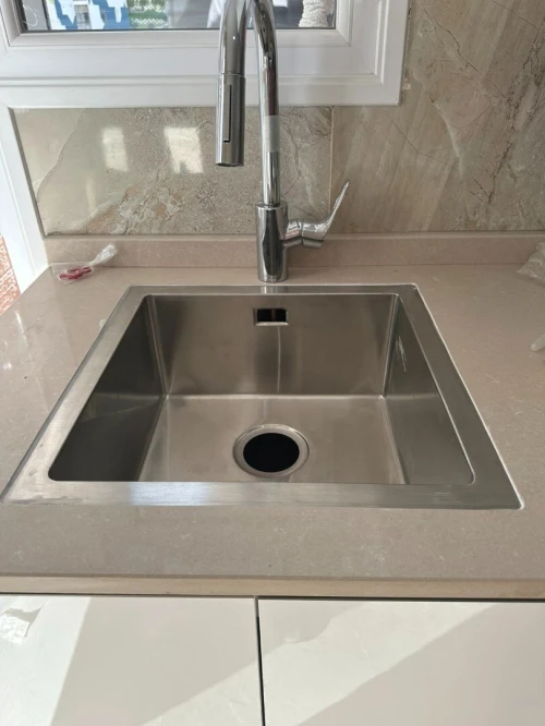 EURL MEHRI CONSTURCTION TRAVAUX BATIMENT & VILLA