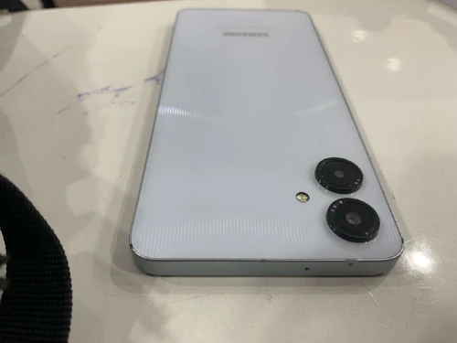 Samsung A06