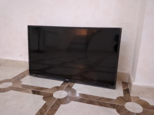 2 télévisions dêja utilisés à vendre.
