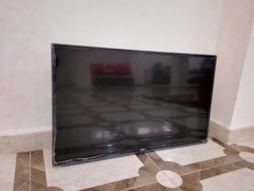 2 télévisions dêja utilisés à vendre.