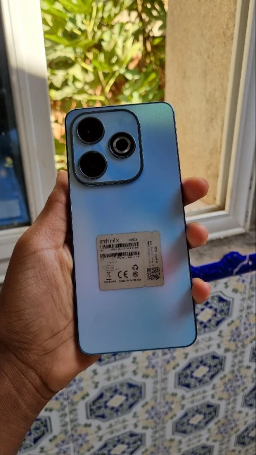 Infinix Hot 40 i