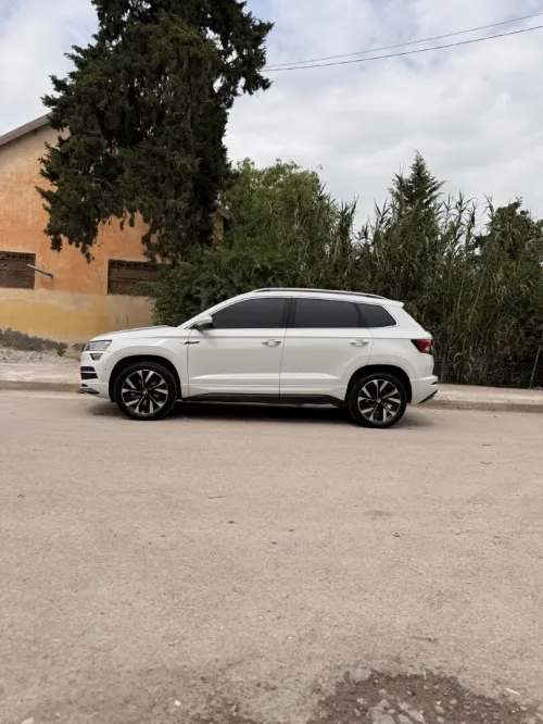 Skoda Karoq 2025 Luxury full option