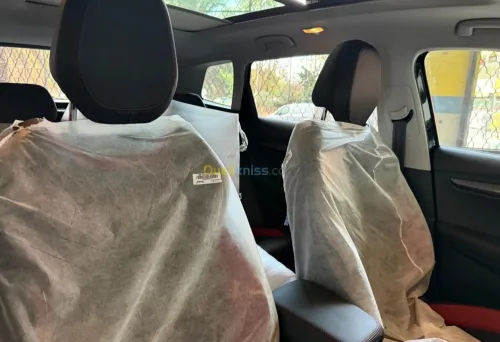 Skoda Karoq 2025 La tout