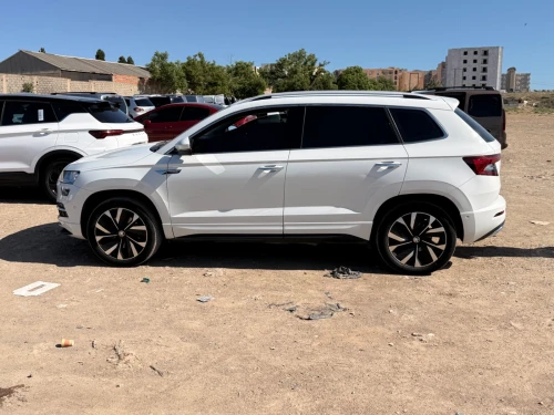 Skoda Karoq 2025 Luxury full option