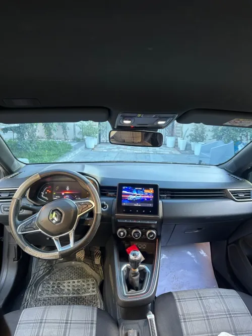 Renault Clio 5 2022 Intons