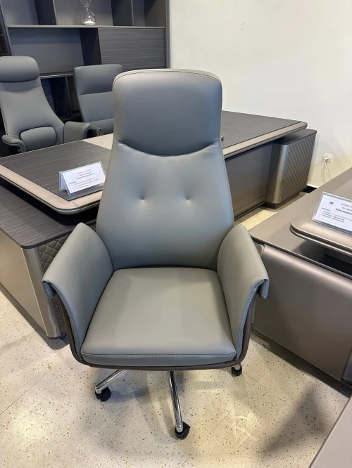 FAUTEUIL OPÉRATEUR -MODERN -PDG -CUIR