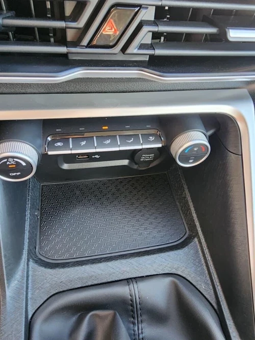 Geely Coolray 2026 