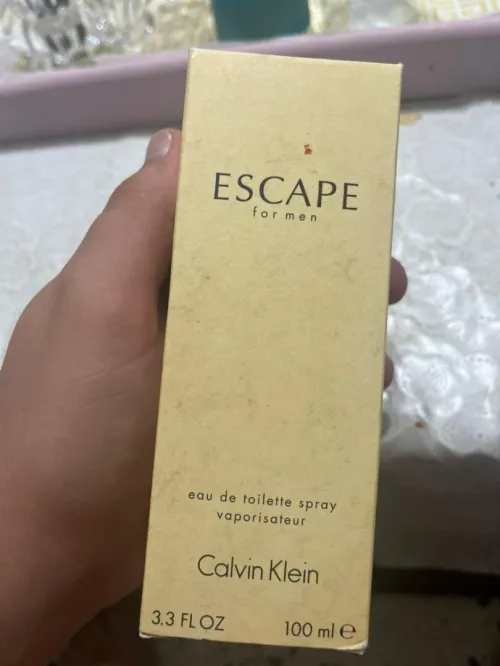 Hugo extrême..... Calvin Klein..... escape 
