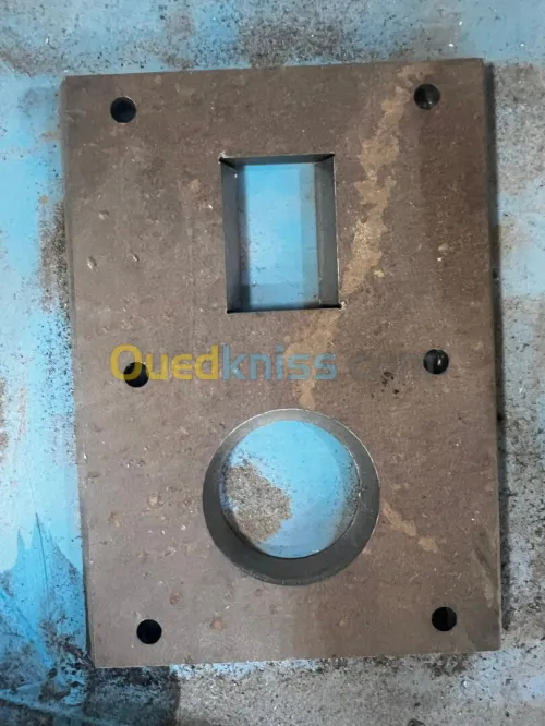  Service de Découpage Laser Haute Précision 