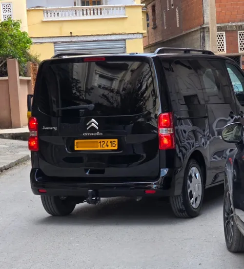 Citroen Jumpy 9 place 2024 La tout