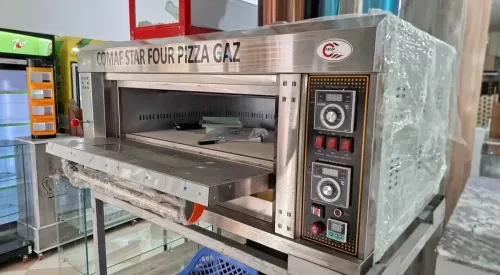 four comaf star special piza