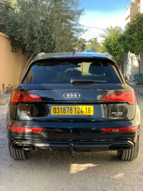 Audi Q5 2024 S LINE