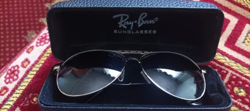 Lunette Rayban et YSL original bon occaz