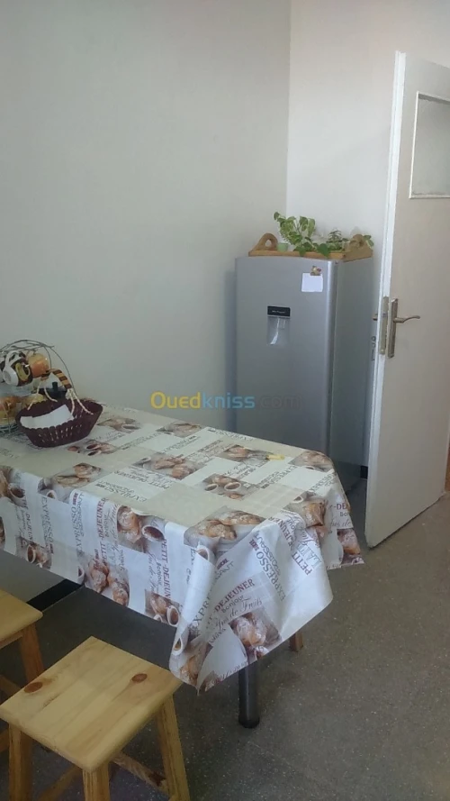Location vacances Appartement F2 Alger Chevalley