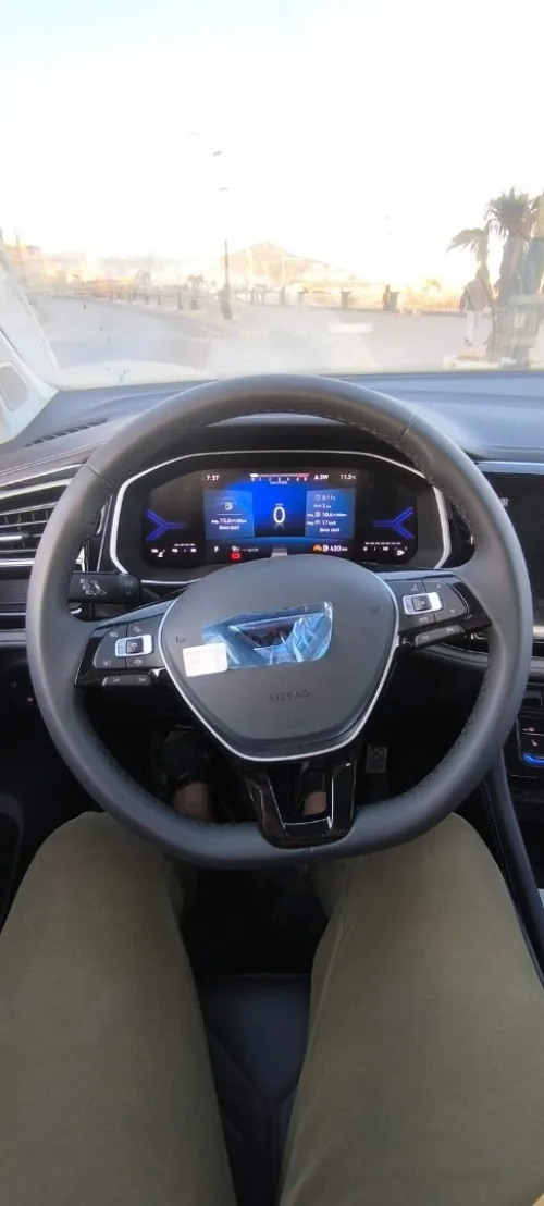 Volkswagen Jetta 2025 VS5 Full Options