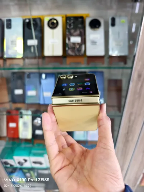 Samsung Z flip 6