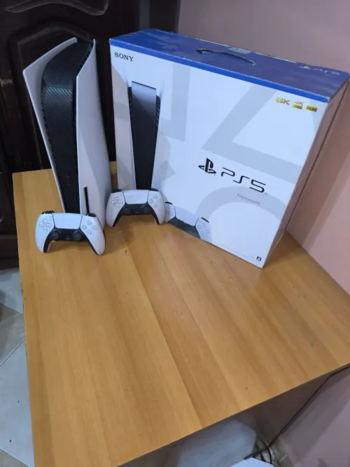 ps5+2manette originale + les kable originale