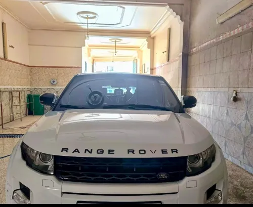 Location range rover évoque VIP avec chauffeur 