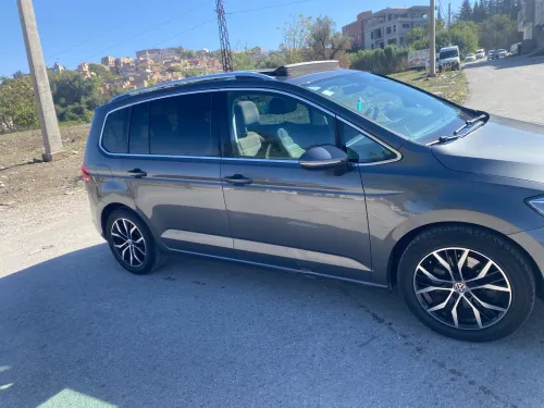 Volkswagen Touran 2016 VW Edition
