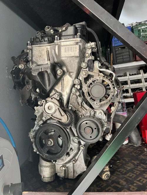 moteur toyota yaris auris corolla ess d4d