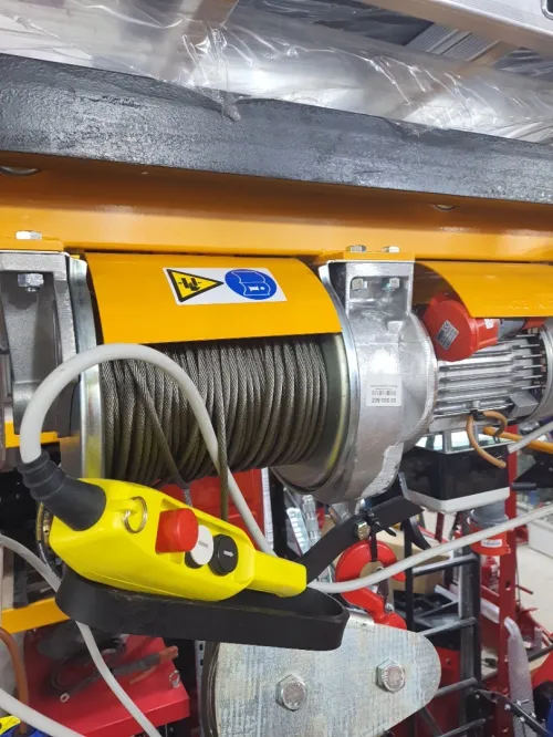 GROUPE ELECTROGENE 20Kva compresseur machines pvc compacteur gute icaro coudeuse Cisaille redressese