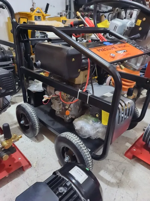 GROUPE ELECTROGENE 20Kva compresseur machines pvc compacteur gute icaro coudeuse Cisaille redressese