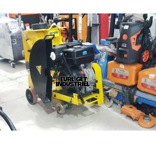 Compacteur , rouleau compacteur , marteau piqueur pneumatique , plaque vibrante