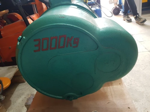 Groupe électrogène 15kva automatique compacteur damesauteuse scie a sol compresseur transpalette