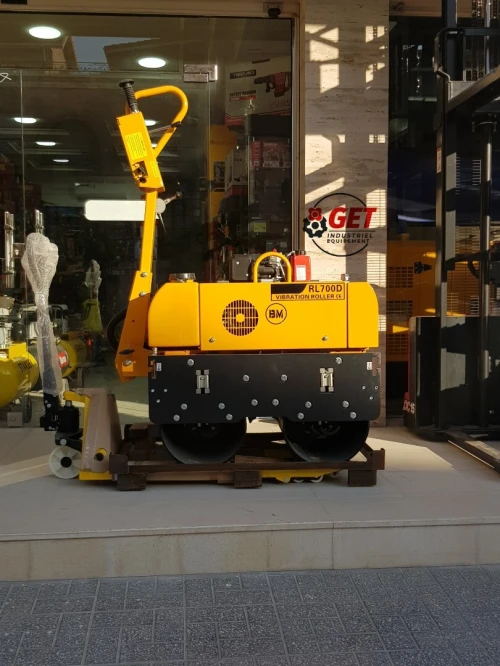 COMPACTEUR a main